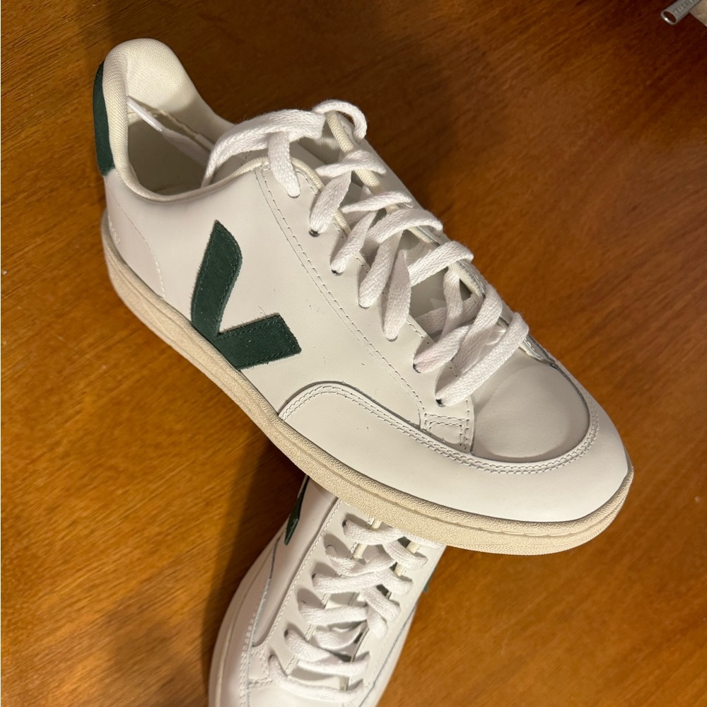 VEJA V-12 SNEAKER